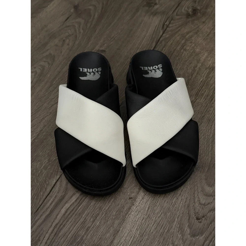 Sorel Cameron Flatform Black/White Slip on‎ Sz 7